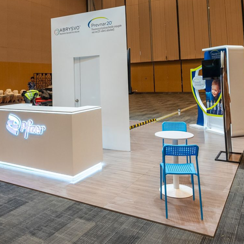 Modular Raised Exhibition &amp; Pop-Up Floor System | Cable Management Platform